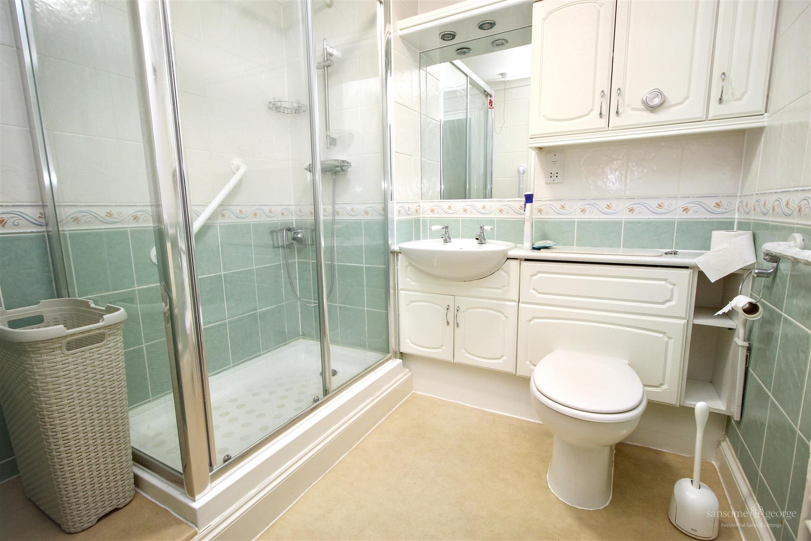 Bath Road, Calcot, Reading